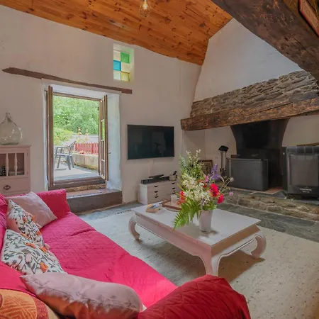 Holiday home Montagnard Du Sarradeil Siguer